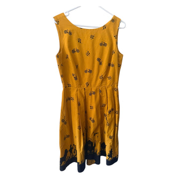 Dangerfield. Size 10